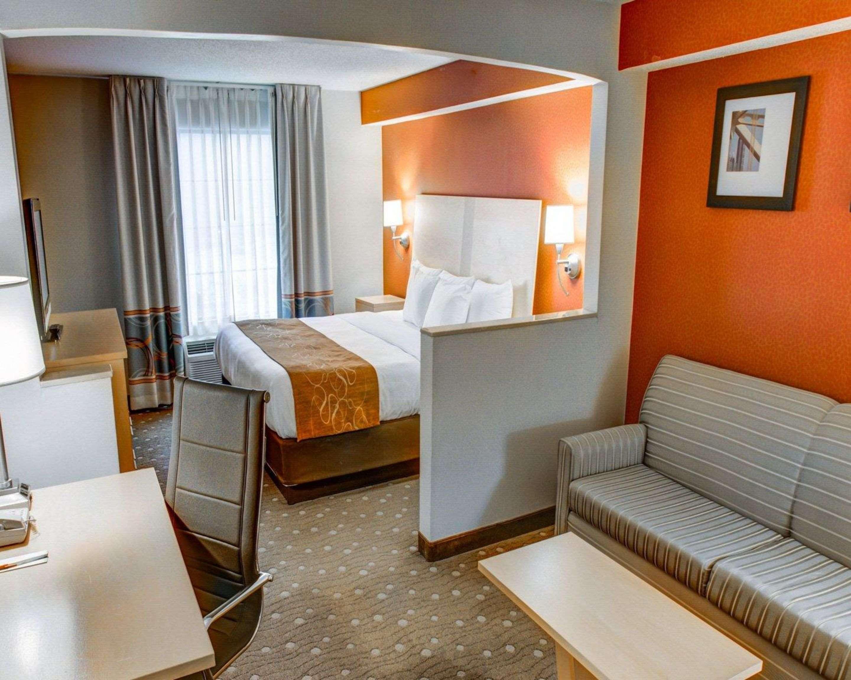 Comfort Suites Pittsburgh Airport Robinson Township Extérieur photo