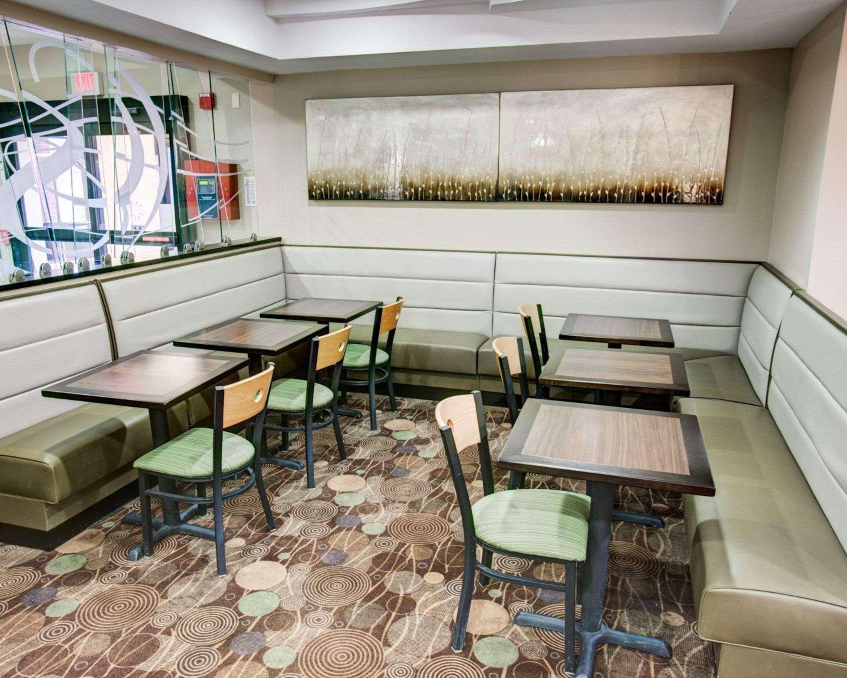Comfort Suites Pittsburgh Airport Robinson Township Extérieur photo