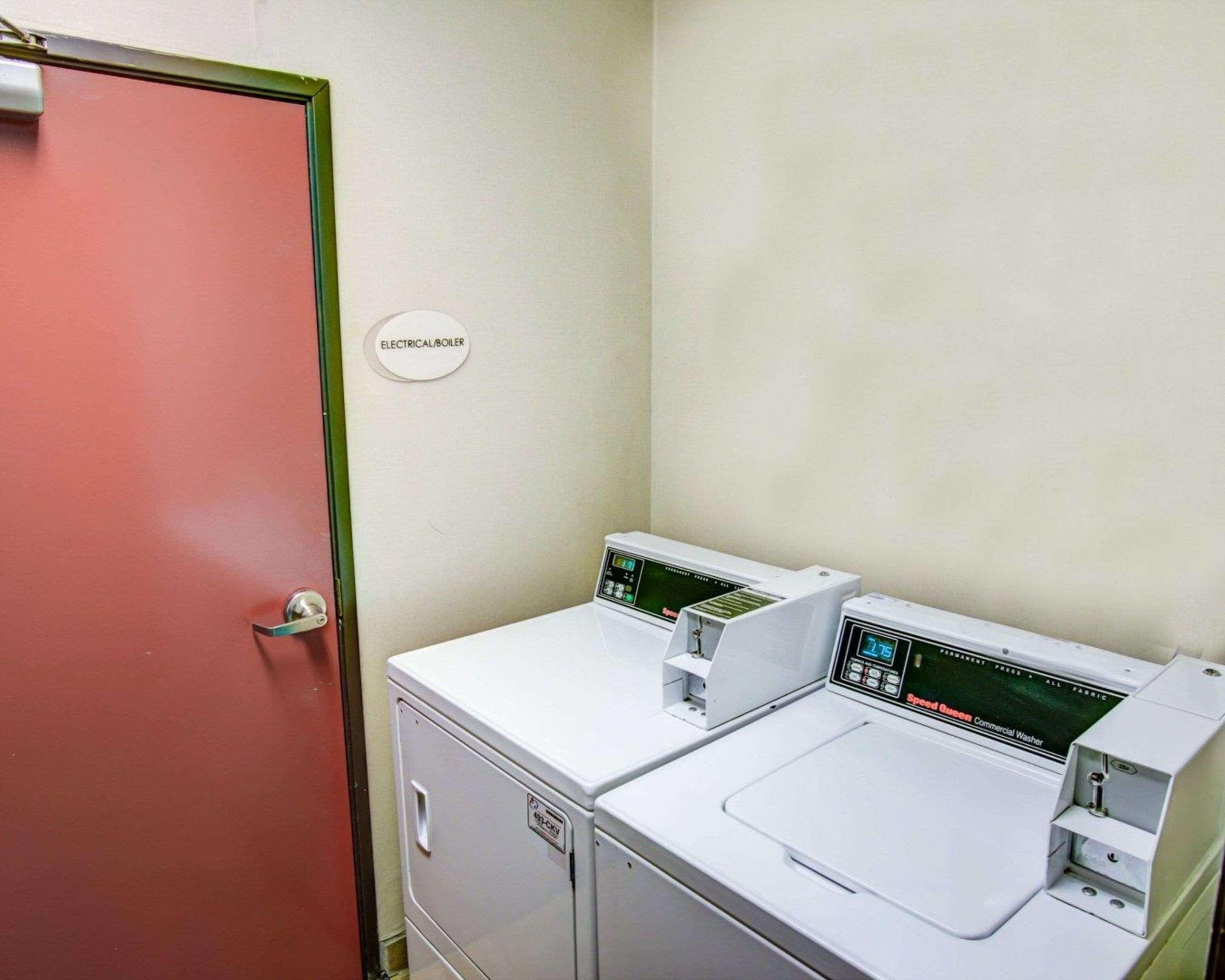 Comfort Suites Pittsburgh Airport Robinson Township Extérieur photo