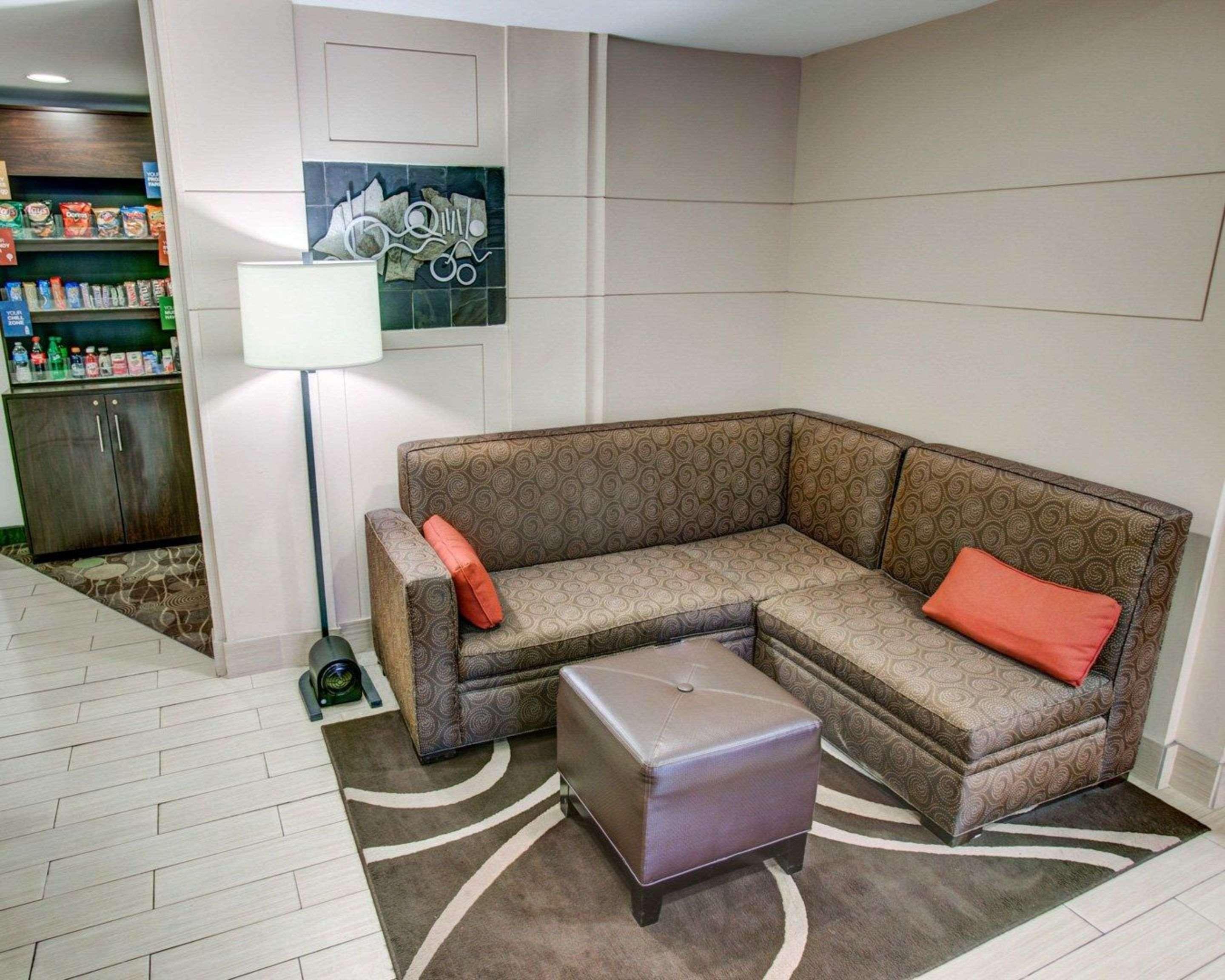 Comfort Suites Pittsburgh Airport Robinson Township Extérieur photo